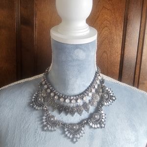 Park Lane Thrones Necklace NWOT ( retired)